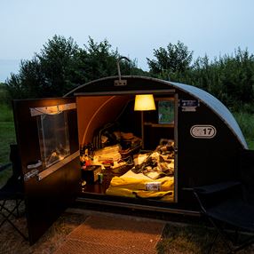 /media/5898/header_glamping.jpg