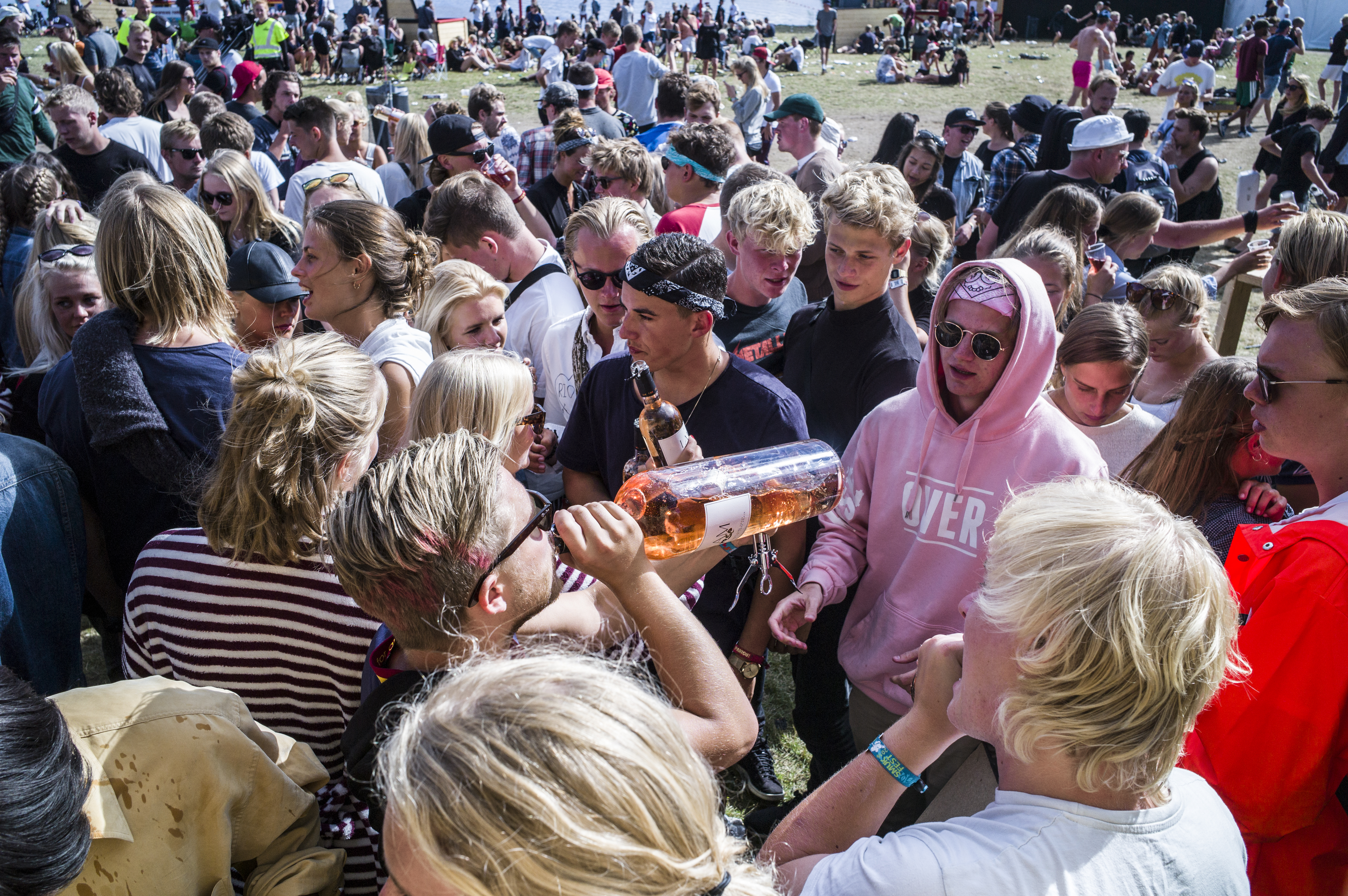 /media/6124/orm_stemning_kaerligheden_rosefest_smuk16_05.jpg